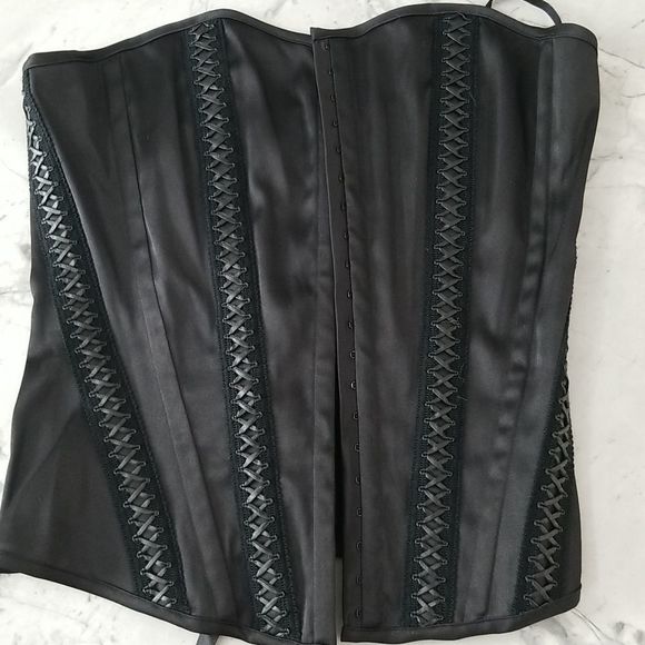 Charlotte Russe, NWT, black corset, size L, snap back, tie front, Y2K, Brittany - Picture 16 of 16